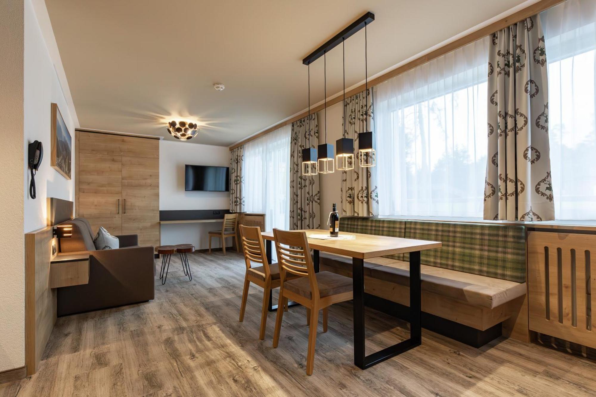 Das Aparthotel Olympia Tirol Seefeld in Tirol Kültér fotó